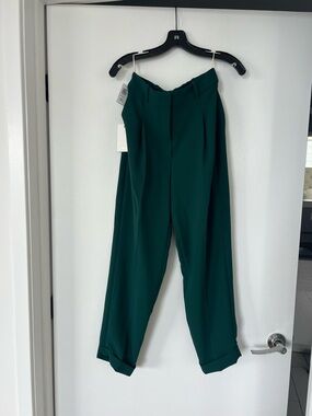 NWT Wilfred Green Tapered Pants!